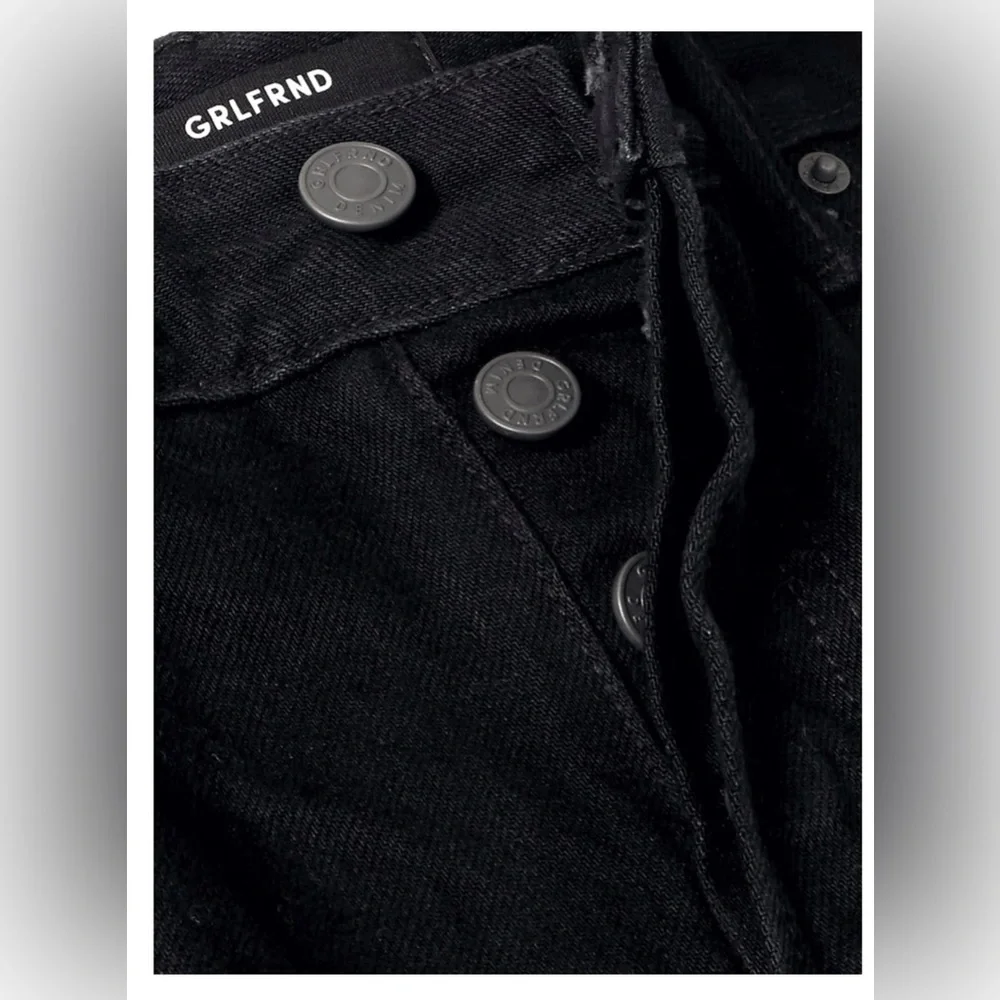NWT - GRLFRND Woman’s Dark‎ Black Straight Jeans
(Listing #24) - Picture 2 of 7